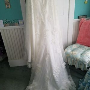 wedding dress